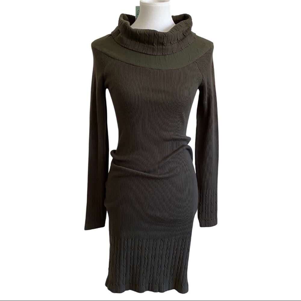 JJ Authentic Turtle Neck Dress Size M/L NEW